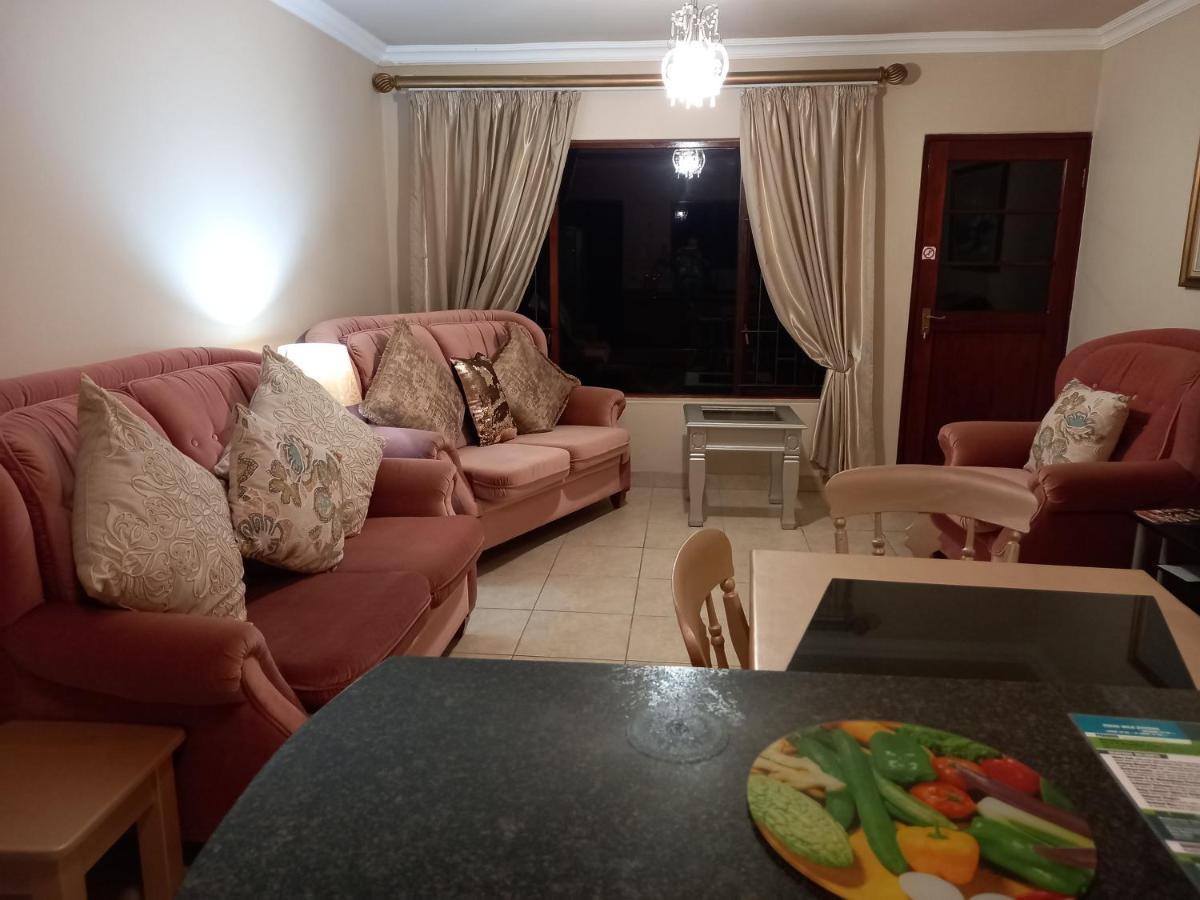 Апартаменты 110 Bay View Брентон-он-Си Экстерьер фото