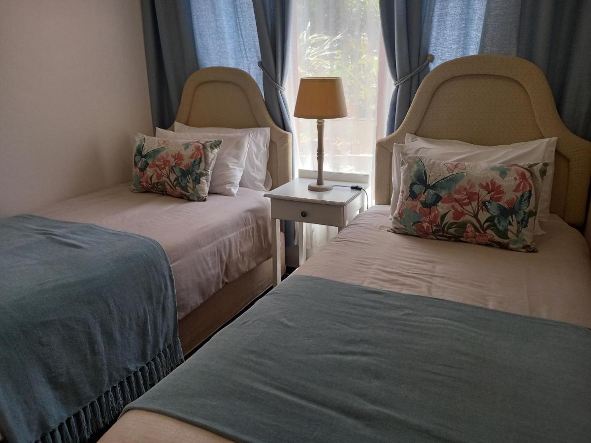 Апартаменты 110 Bay View Брентон-он-Си Экстерьер фото